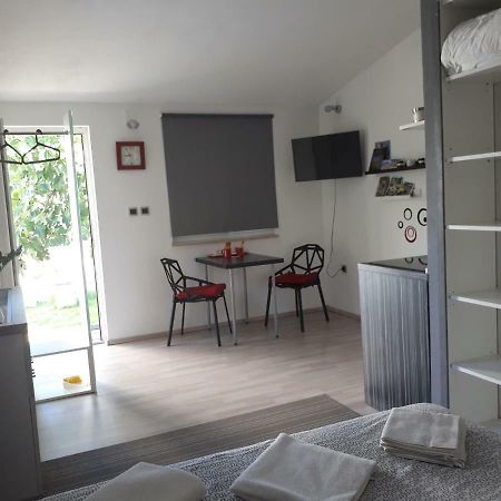 Studio Apartman Splash Пьешчана-Увала Экстерьер фото